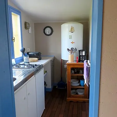 Les Petites Aunettes Bed & Breakfast 3*