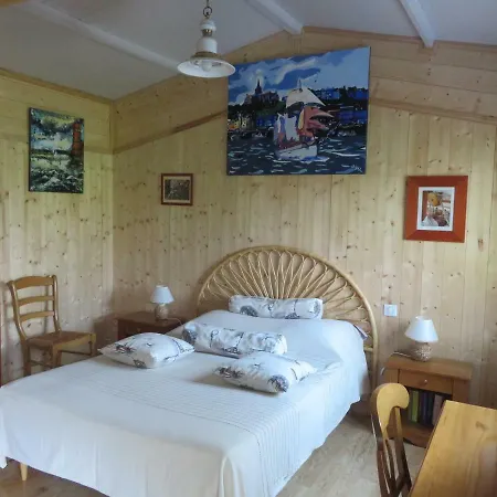 Les Petites Aunettes Bed & Breakfast Vaubadon