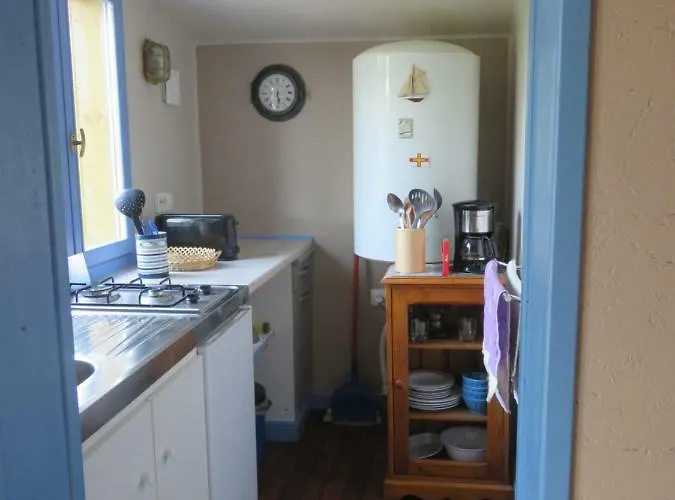 Les Petites Aunettes Bed & Breakfast 3*