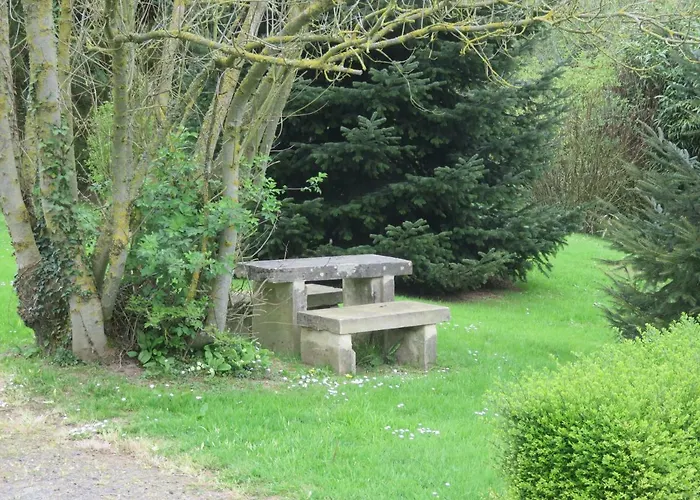 Les Petites Aunettes Vaubadon